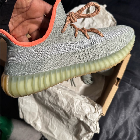 Adidas Yeezy Boost 350 V2 Sneakers